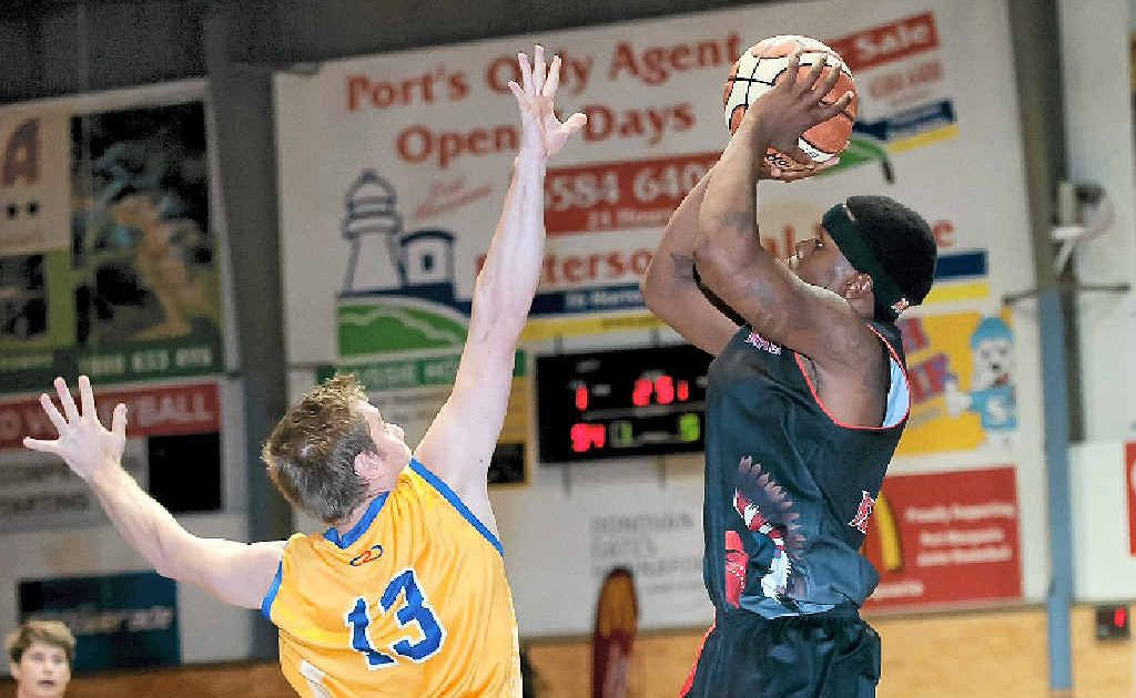 ON COURT: Braves Ervin Herron in fine scoring form. Picture: Tarum Images ON COURT: Braves Ervin Herron in fine scoring form. Picture: Tarum Images